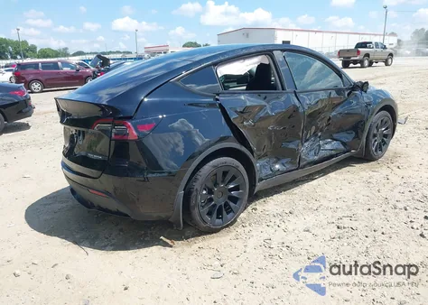 2023 Tesla Model Y Awd/Long Range Dual Motor All-Wheel Drive из США, поврежденный, VIN 7SAYGDEE1PA128401
